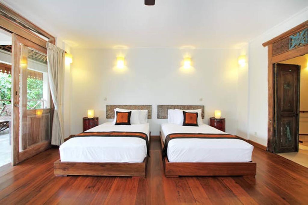 Villa Varuna Legian Cameră foto