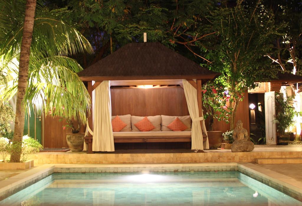 Villa Varuna Legian Exterior foto